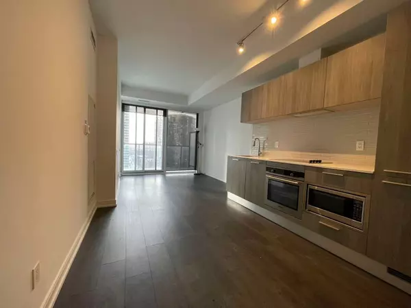 Toronto C08, ON M4Y 1L8,3 Gloucester ST W #1710