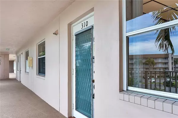 Sunrise, FL 33322,2635 NW 104th Ave #310