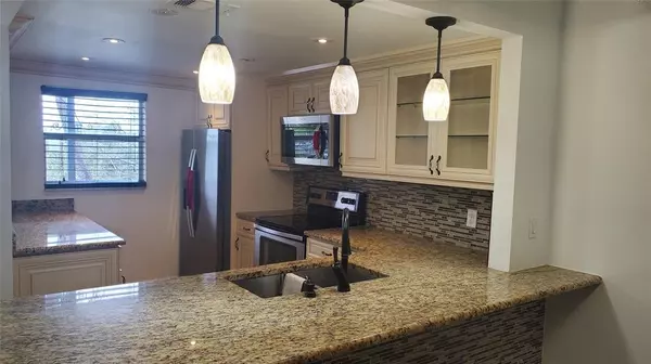 Boca Raton, FL 33428,10110 Boca Entrada Blvd #302