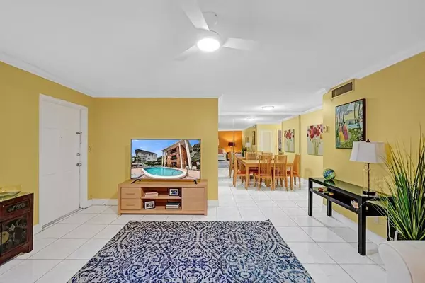 Fort Lauderdale, FL 33304,2500 NE 9th St #110