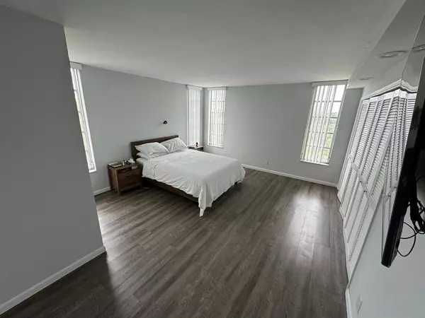 Pompano Beach, FL 33069,3090 N Course Dr #601