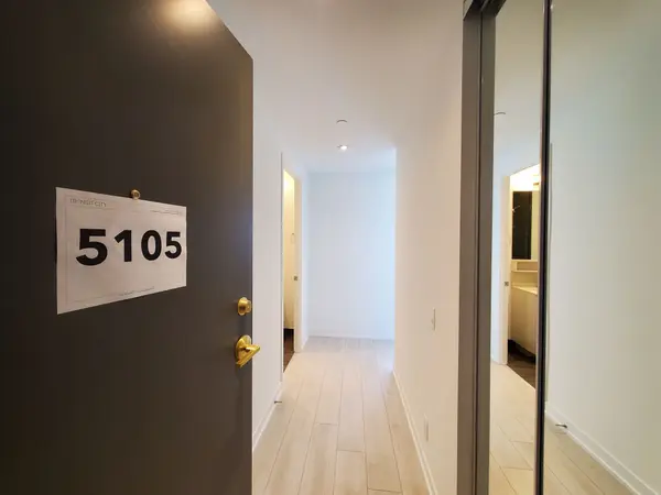 5 Buttermill AVE #5105, Vaughan, ON L4K 0J5