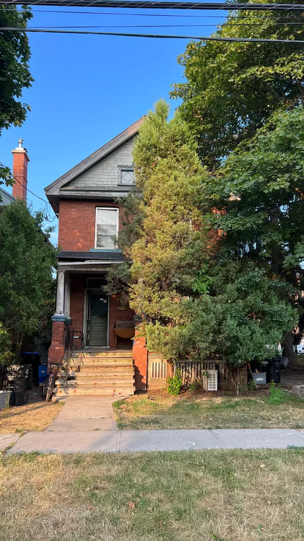 111 BEECH ST, Collingwood, ON L9Y 2T2