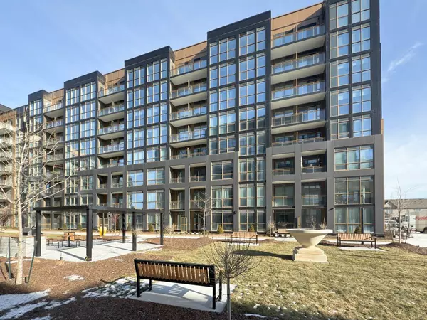 2343 Khalsa Gate S #338, Oakville, ON L6M 4J2