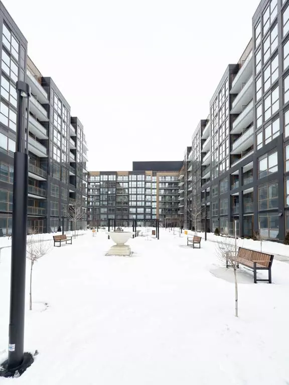 Oakville, ON L6M 4J2,2343 Khalsa Gate S #338