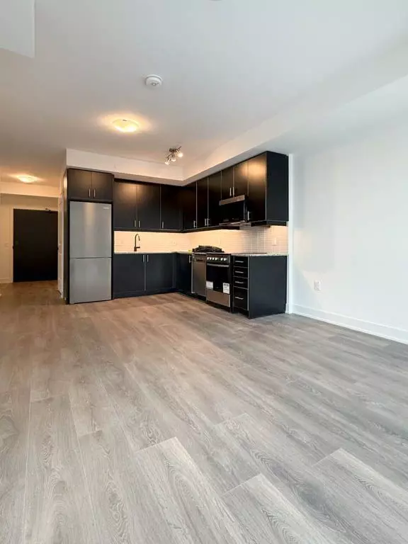 Oakville, ON L6M 4J2,2343 Khalsa Gate S #338