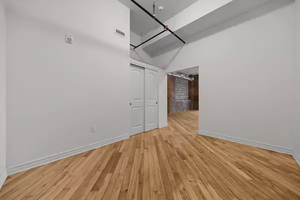 Carleton Place, ON K7C 1T4,150 Mill ST #116