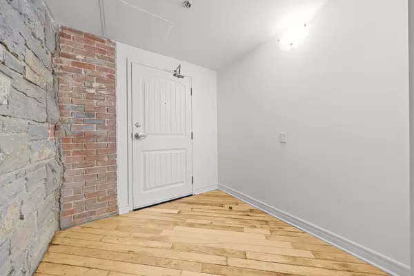 Carleton Place, ON K7C 1T4,150 Mill ST #310