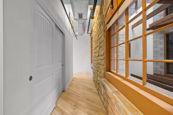 Carleton Place, ON K7C 1T4,150 Mill ST #310