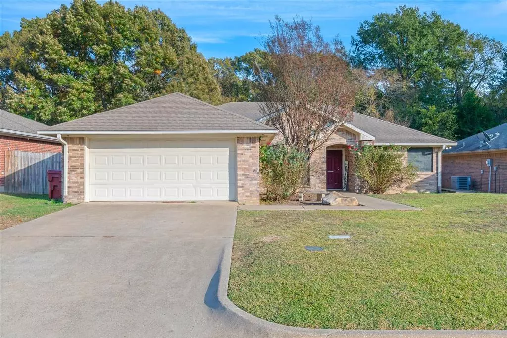 Canton, TX 75103,351 River Oaks Lane