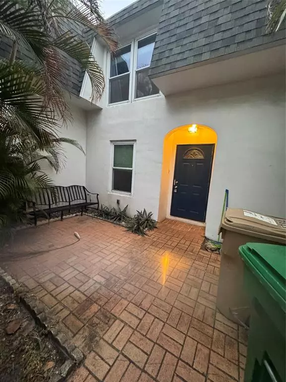 Davie, FL 33314,6784 SW 39th Ct #6784