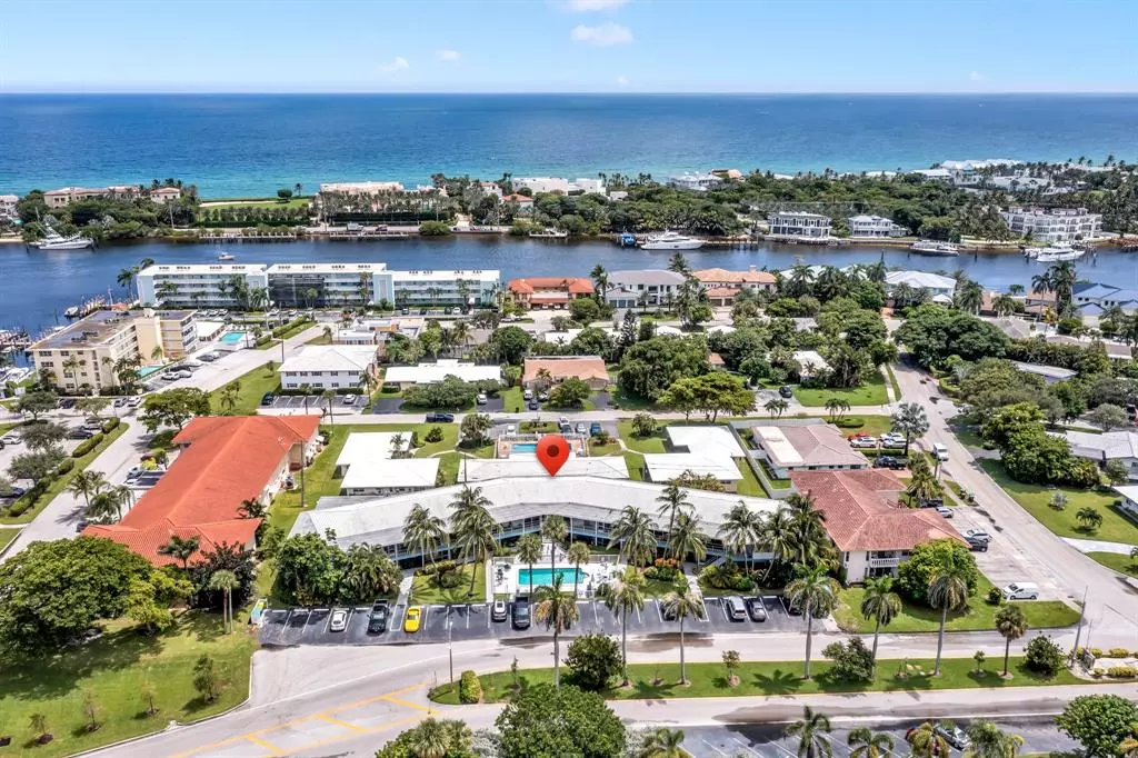 Lighthouse Point, FL 33064,2748 NE 28th Ave #13