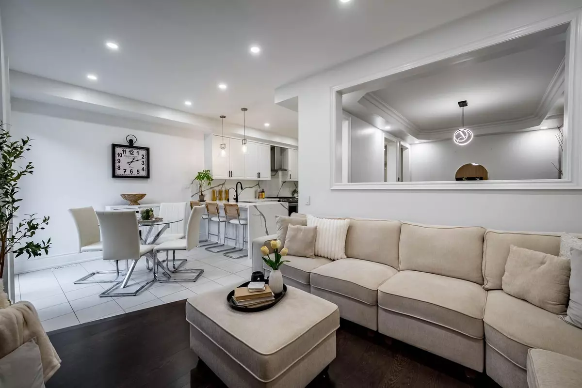 King, ON L7B 0N3,19 Kettle Valley TRL