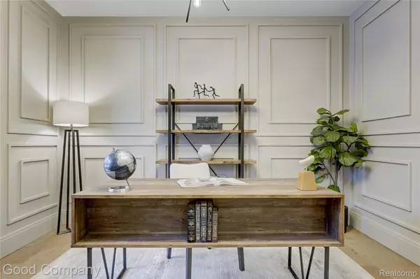 West Bloomfield, MI 48073,2533 N Vermont AVE