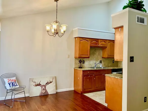 Benbrook, TX 76109,5664 Cedar Creek Drive