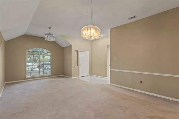 Desoto, TX 75115,853 Woodridge Circle