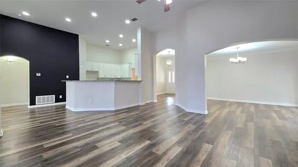 Arlington, TX 76001,6229 St Leonard Drive