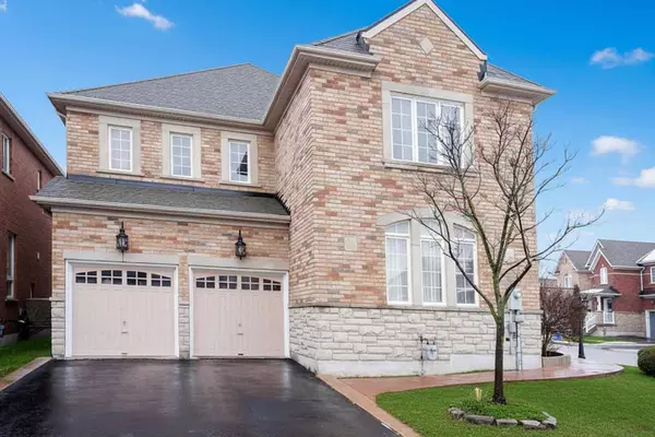 48 Feint DR #Main, Ajax, ON L1T 0E7