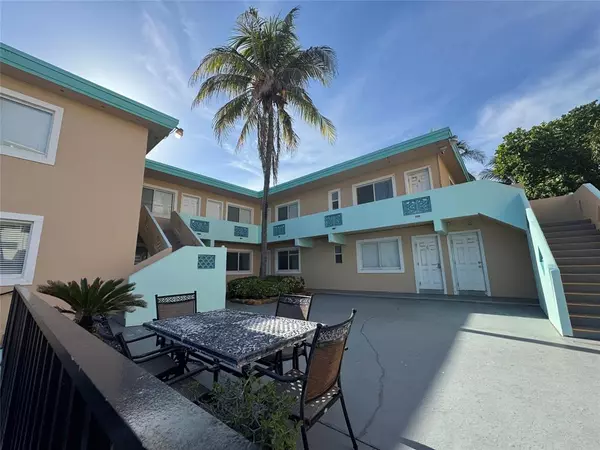 Hollywood, FL 33019,323 Monroe St