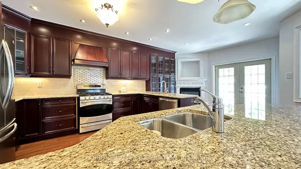 Barrie, ON L4N 2T5,20 Holgate ST