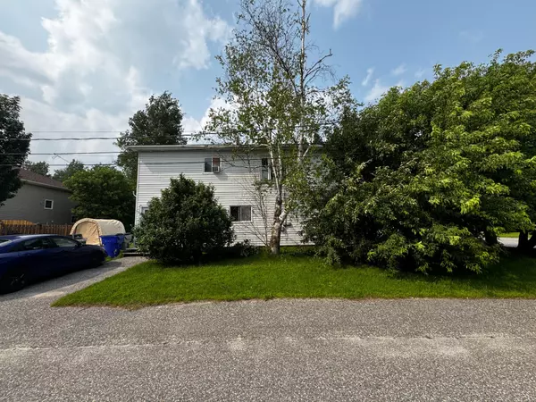 Timmins, ON P4N 4C1,557 Norman ST