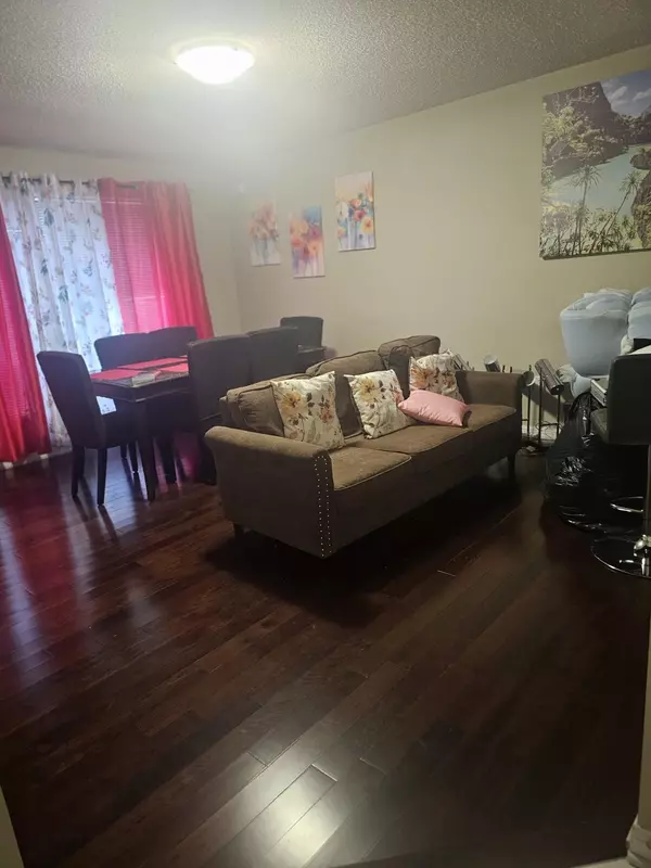 Milton, ON L9T 6L6,838 Gazley CIR