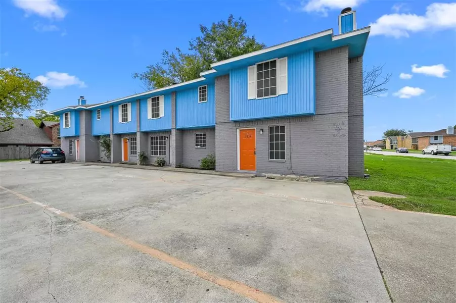 3034 Tudor Lane #A, Irving, TX 75060