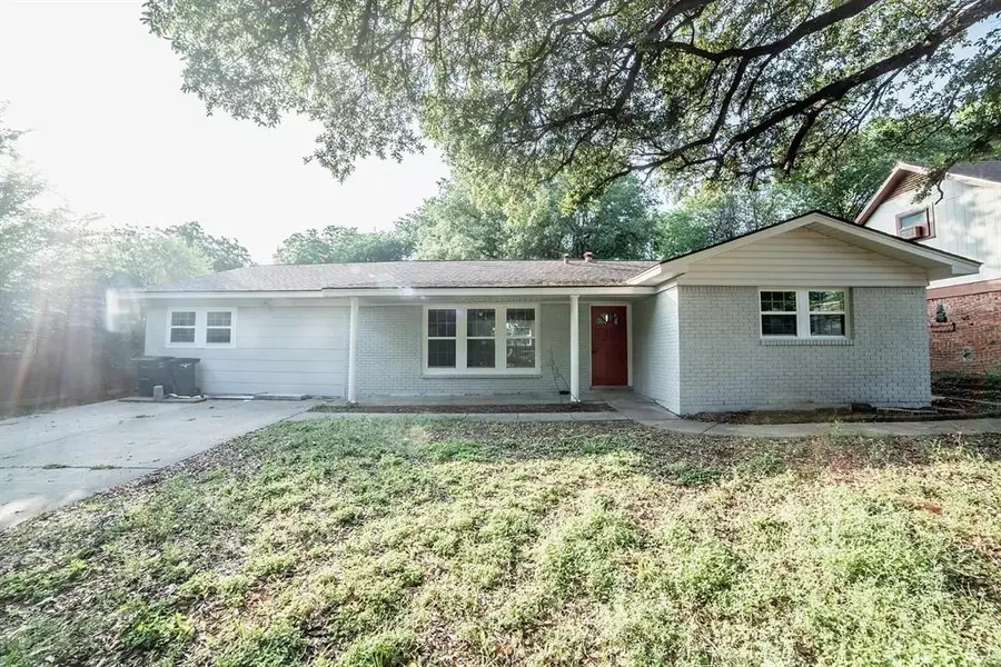 5232 Cockrell Avenue, Fort Worth, TX 76133