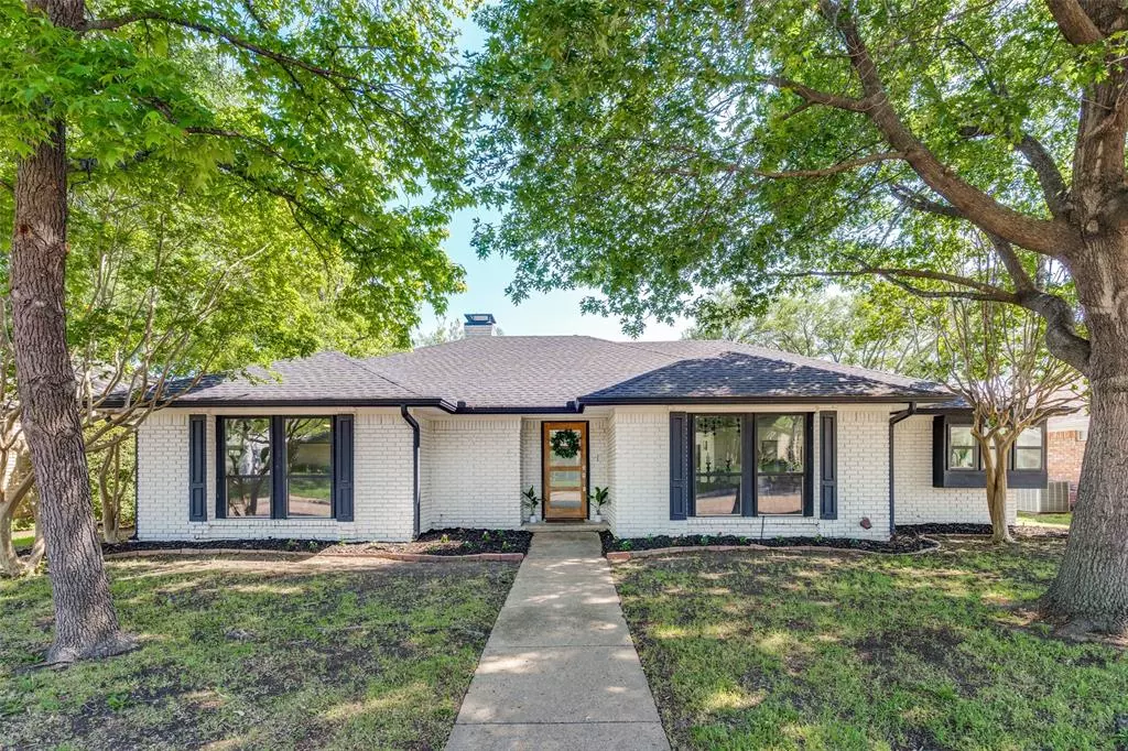 Dallas, TX 75248,6226 La Cosa Drive