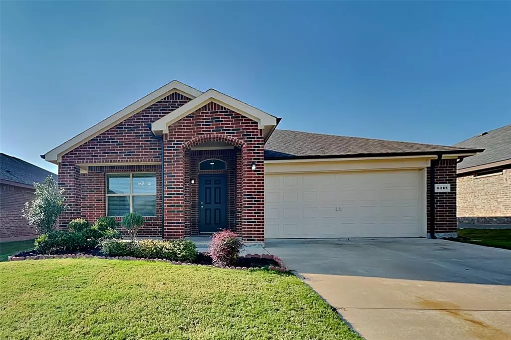 Fort Worth, TX 76179,6285 Spring Buck Run