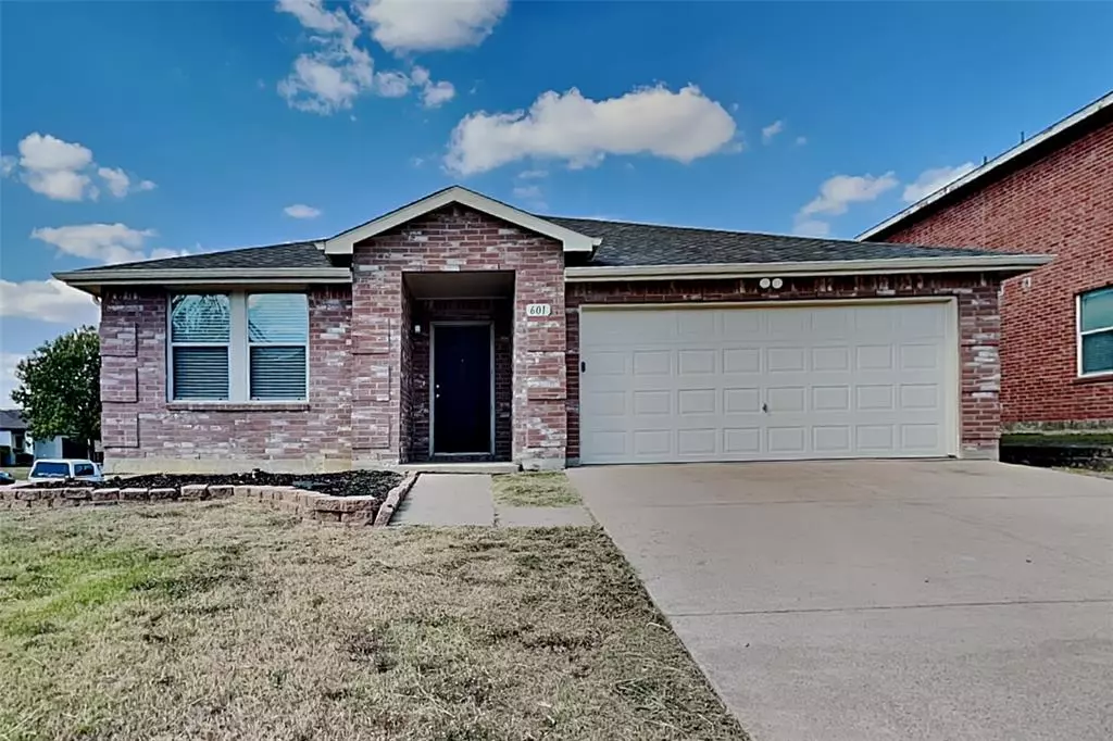 Arlington, TX 76002,601 Silvertop Road
