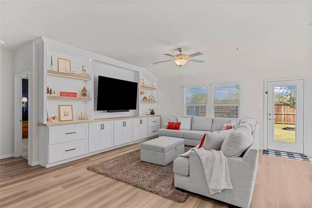 Fort Worth, TX 76179,10644 Tonkala Drive