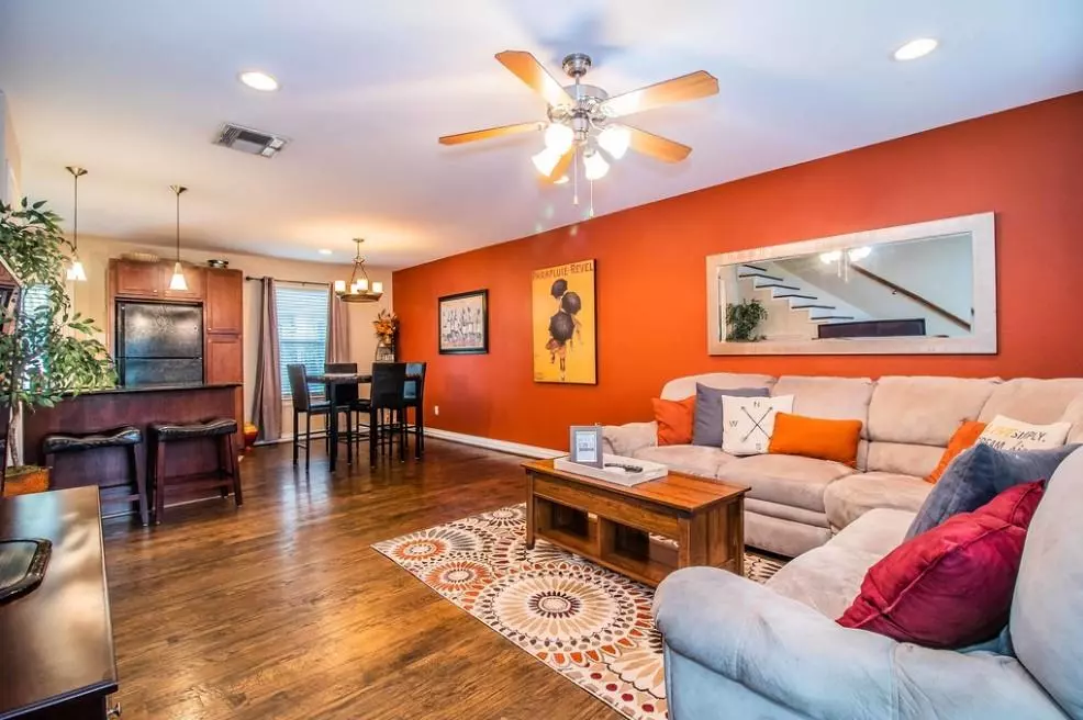 Dallas, TX 75219,2824 Minert Street