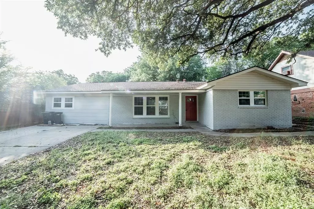Fort Worth, TX 76133,5232 Cockrell Avenue
