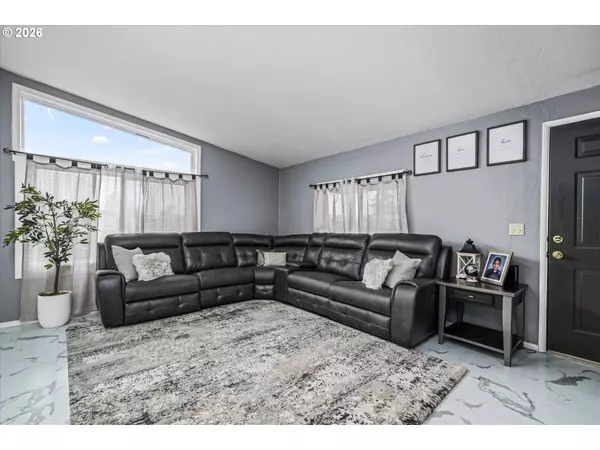 Springfield, OR 97477,485 SCOTTS GLEN DR