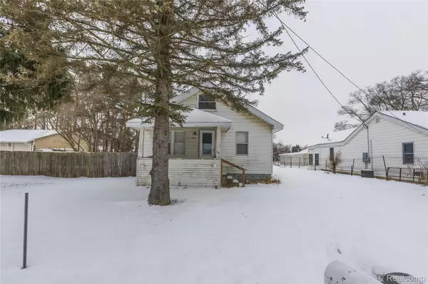 Clio, MI 48420,11493 Dexter ST