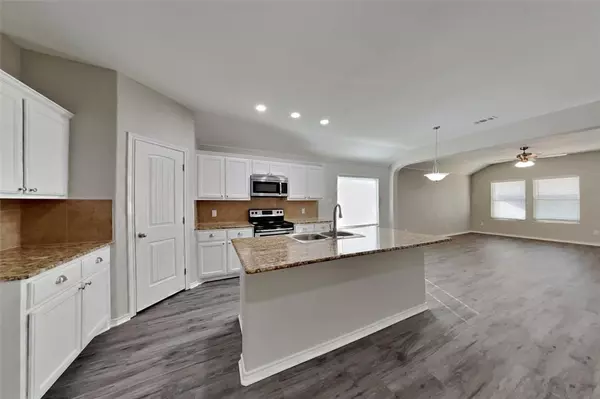 Fort Worth, TX 76179,6285 Spring Buck Run