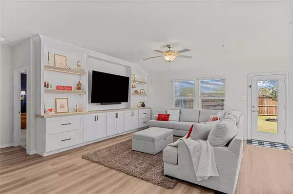 10644 Tonkala Drive, Fort Worth, TX 76179