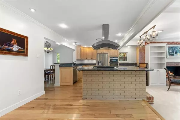 Fort Worth, TX 76110,1929 Berkeley Place