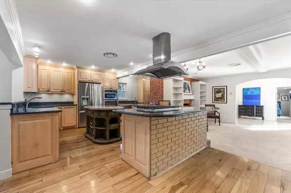 Fort Worth, TX 76110,1929 Berkeley Place