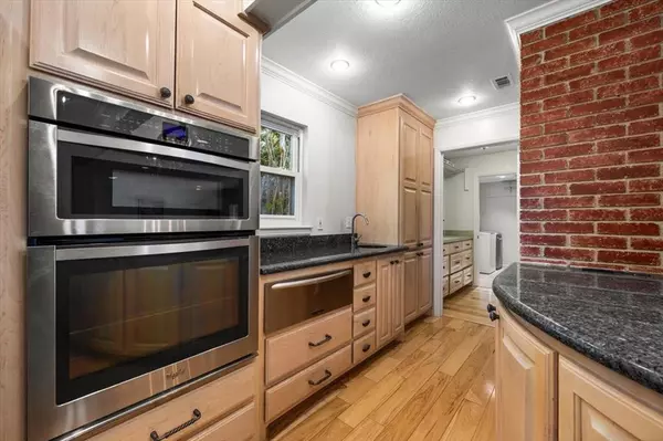 Fort Worth, TX 76110,1929 Berkeley Place