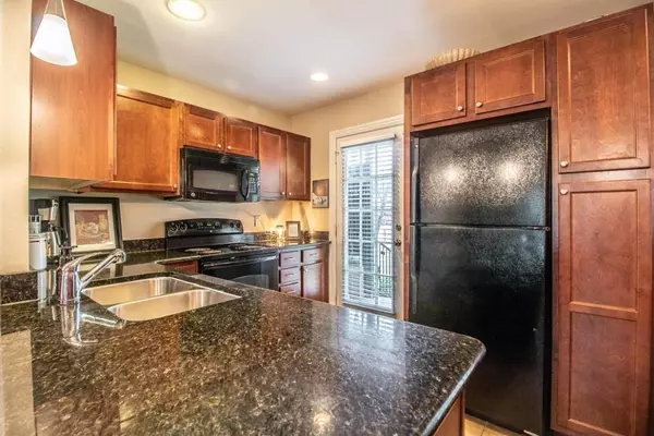 Dallas, TX 75219,2824 Minert Street