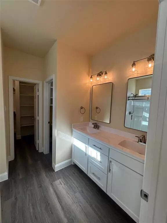 Venus, TX 76028,200 S Oak Street