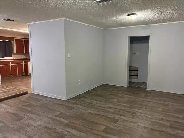 Bossier City, LA 71111,329 Berry Street