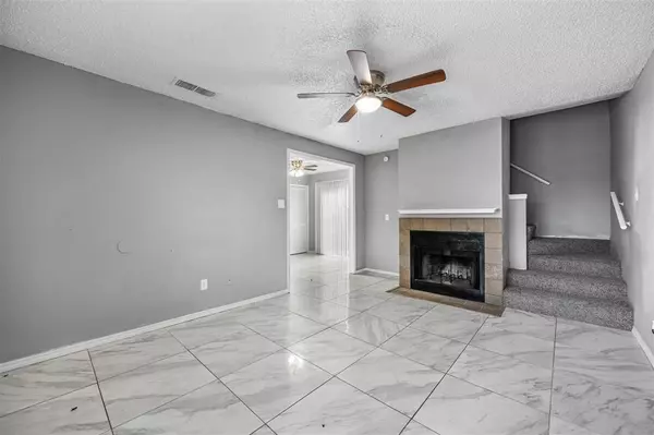 Irving, TX 75060,3034 Tudor Lane #A