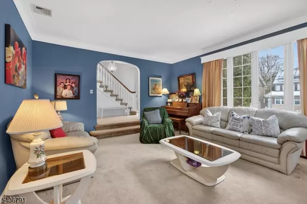 Passaic City, NJ 07055,16 Parkview Pl