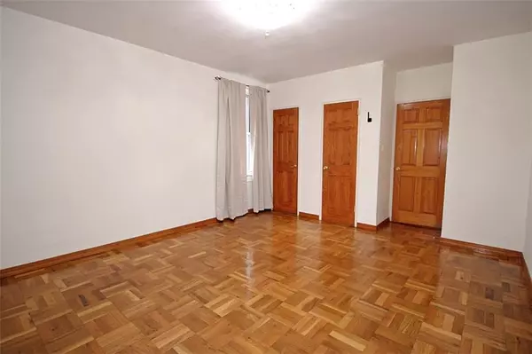 Brooklyn, NY 11235,2727 Ocean Pkwy #A14