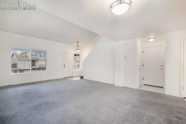 Colorado Springs, CO 80923,6226 Scottsbluff DR