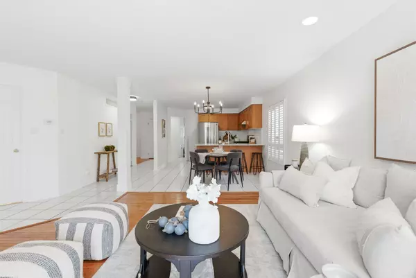 Whitby, ON L1R 2X8,9 James Rowe DR