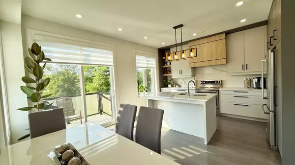 Newmarket, ON L3X 2Z1,571 New England CT